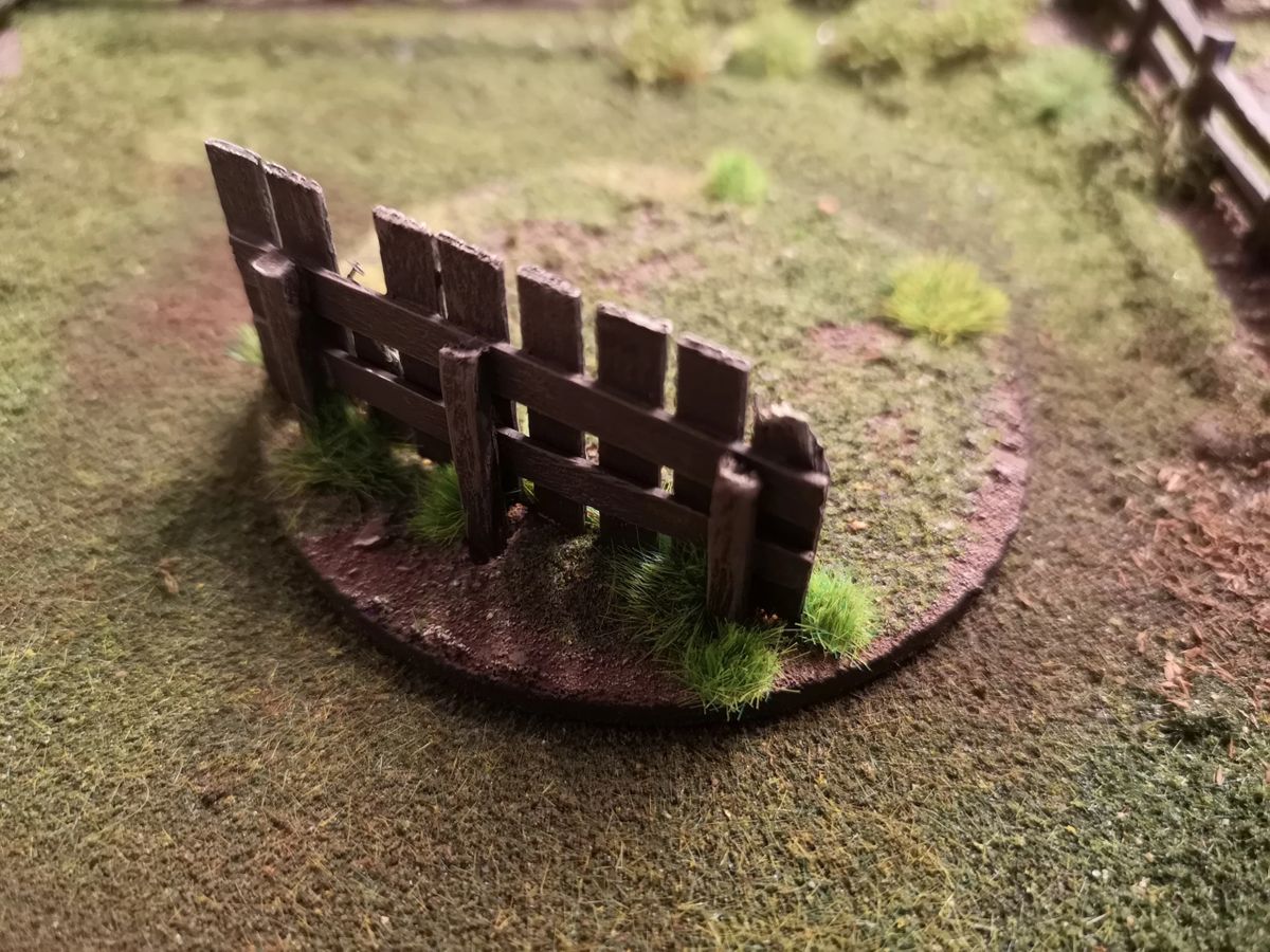 WTW Custom Made Artillery base (Slat Fence Feature)